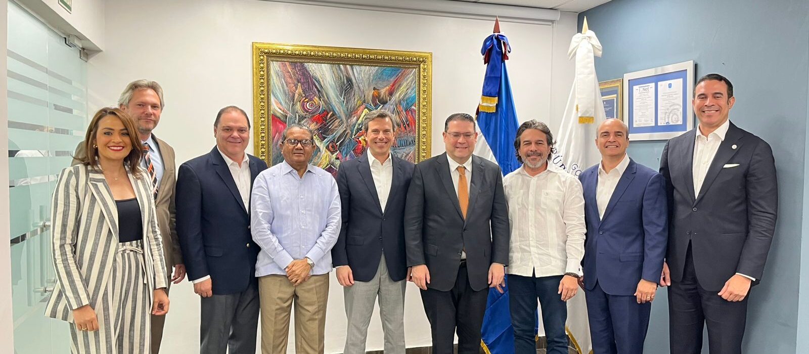 Fortaleciendo el diálogo público-privado para el desarrollo de las zonas francas del Cibao.